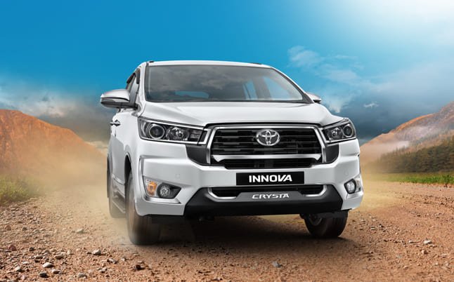 Innova Taxi Service in Dehradun
